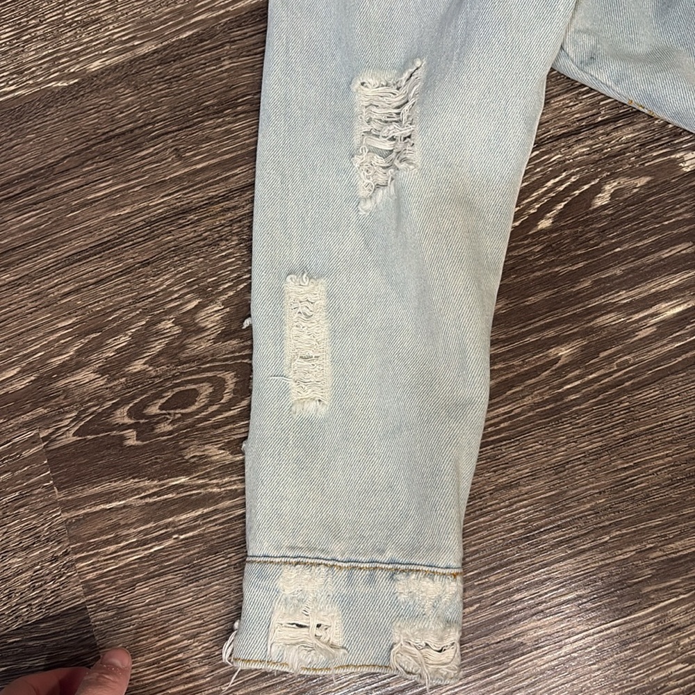 Iris Jeans Distressed Oversized Light Blue Denim Jacket size small/medium - Picture 6 of 8